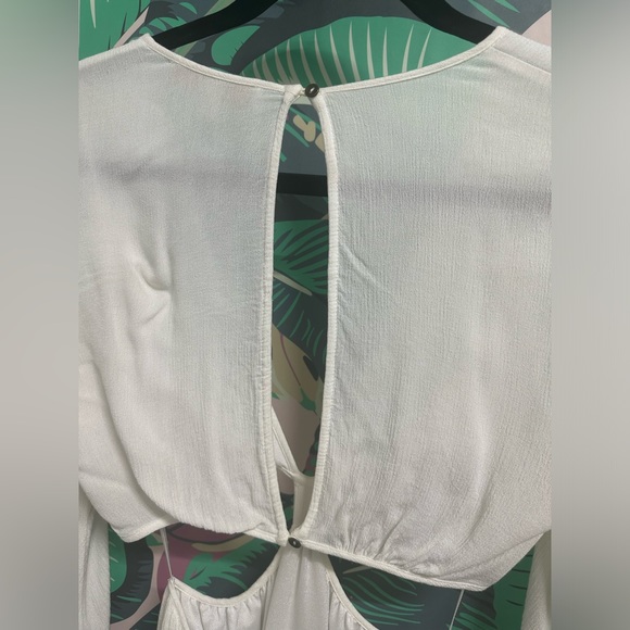 WAYF Cut out maxi dress - Picture 11 of 16